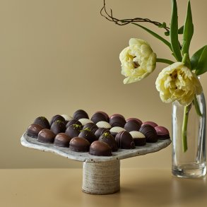 Chokoladeskal m/ 12 delikatesseg